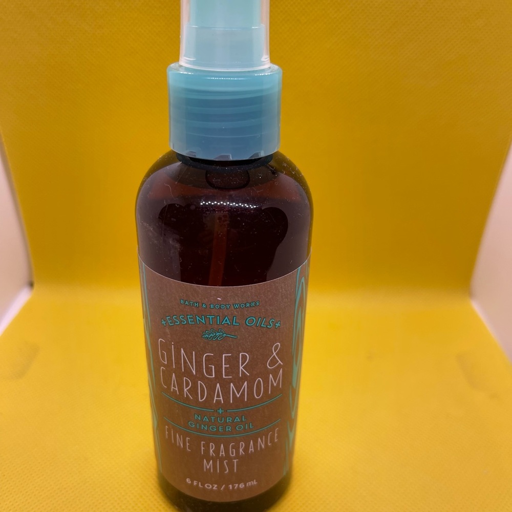 BATH AND BODY WORKS GINGER & CARDAMOM